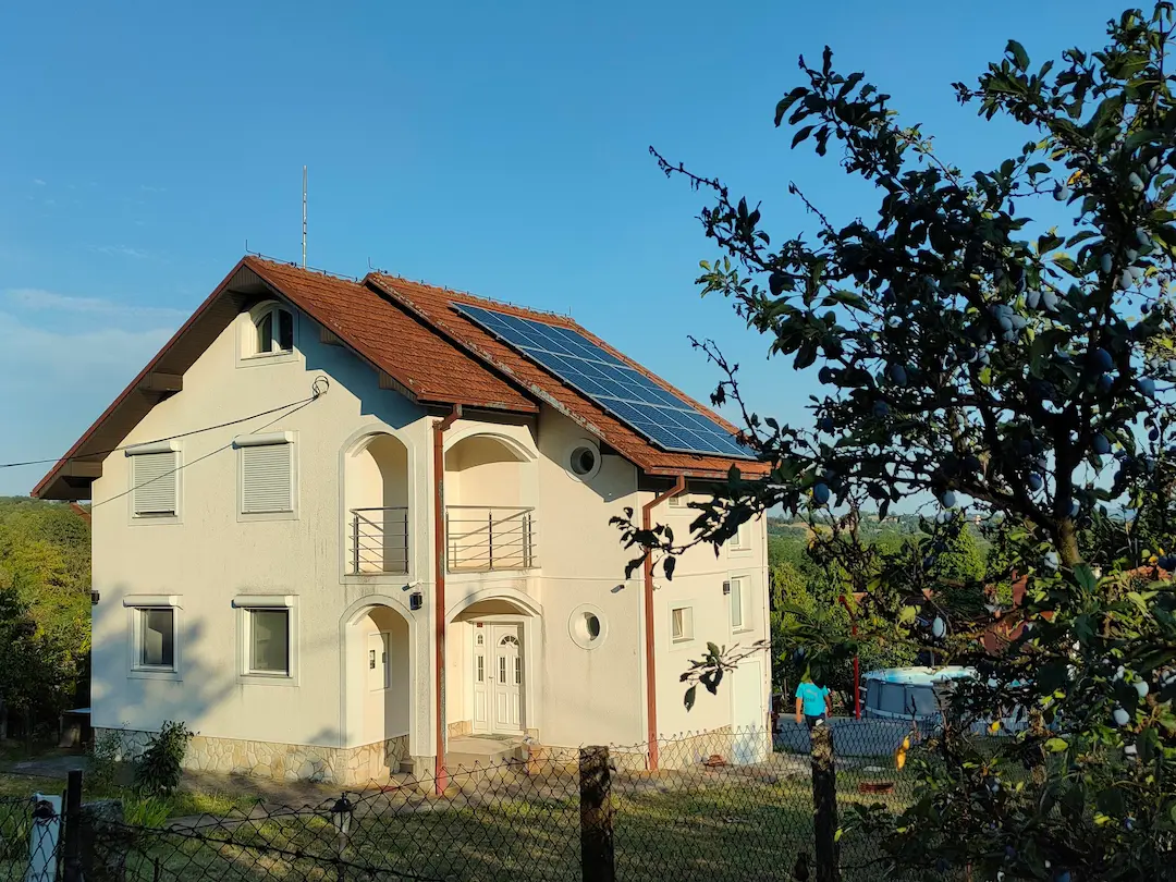 prozjumer solarne energije